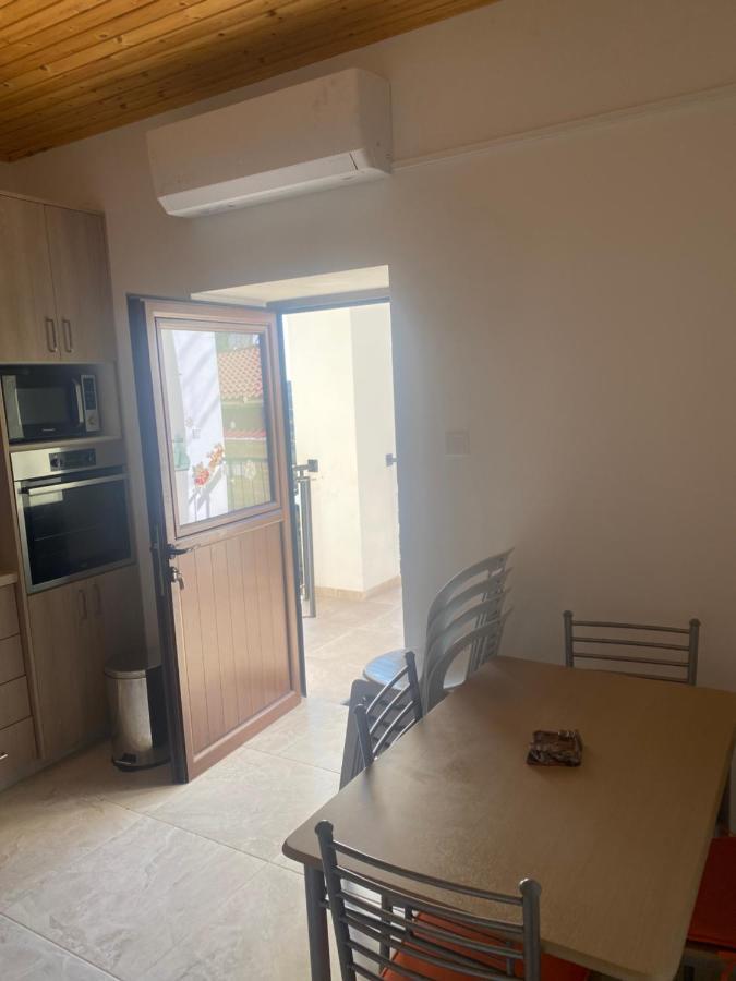Theonikoshouse Apartment Agros Luaran gambar